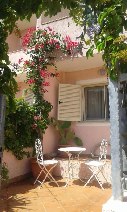 Villetta A Schiera La Maddalena  Dış mekan fotoğraf